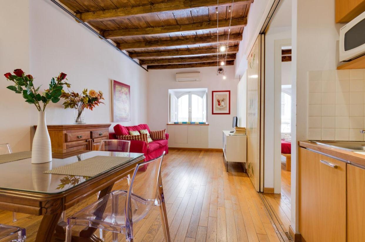 Apartmán Piazza Barberini Řím Exteriér fotografie
